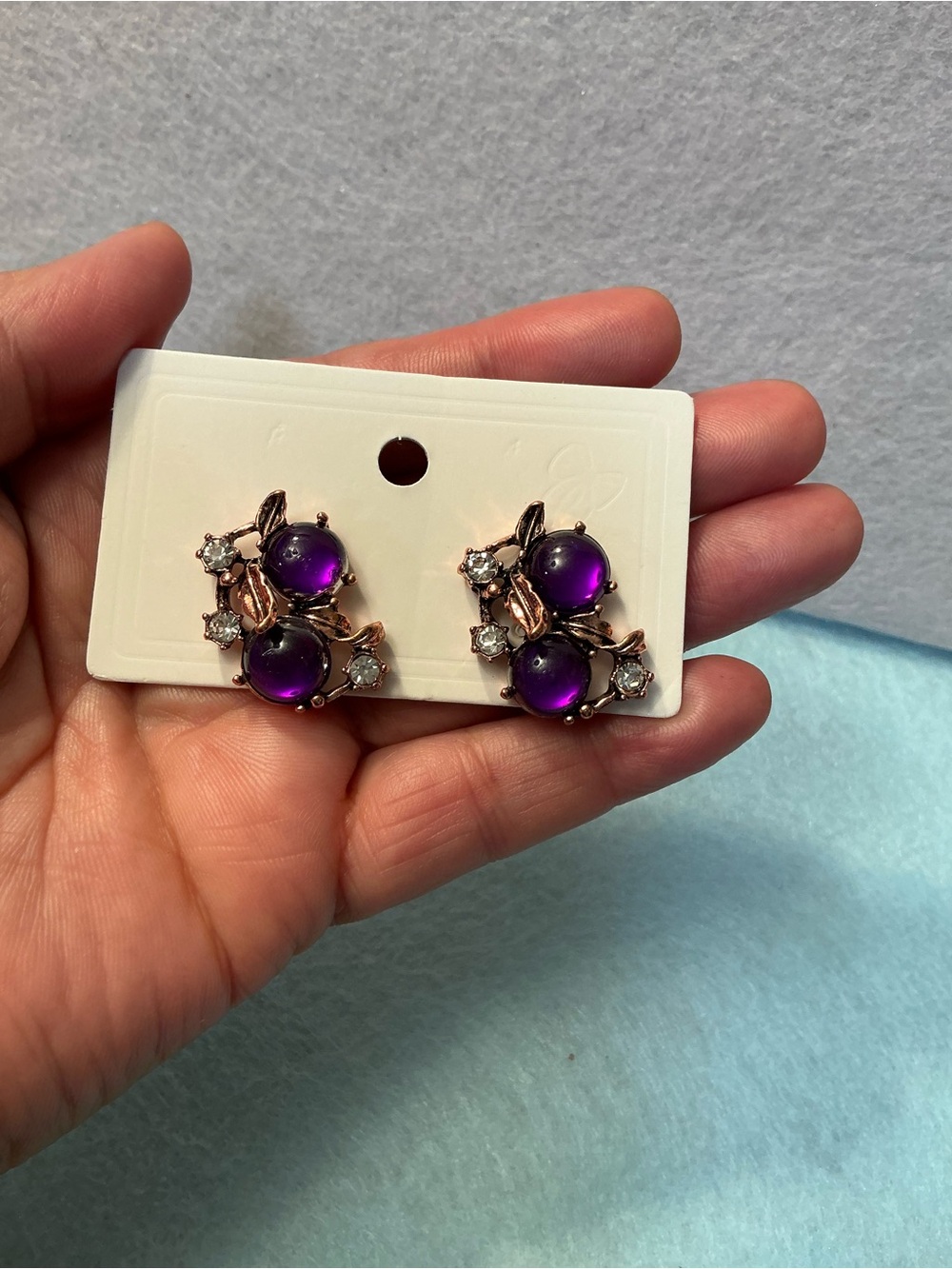 2395 - 113 Vintage Purple Cherry Cluster Rhinestone Stud Earrings - Picture 3 of 8